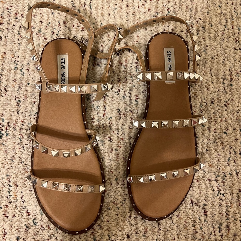 Steve Madden Travel Tan